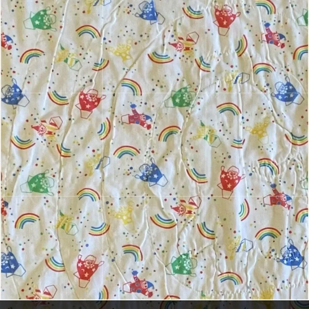 Adorable Vintage Handmade Infant Baby Quilt Clowns Rainbows Puppy Quilt